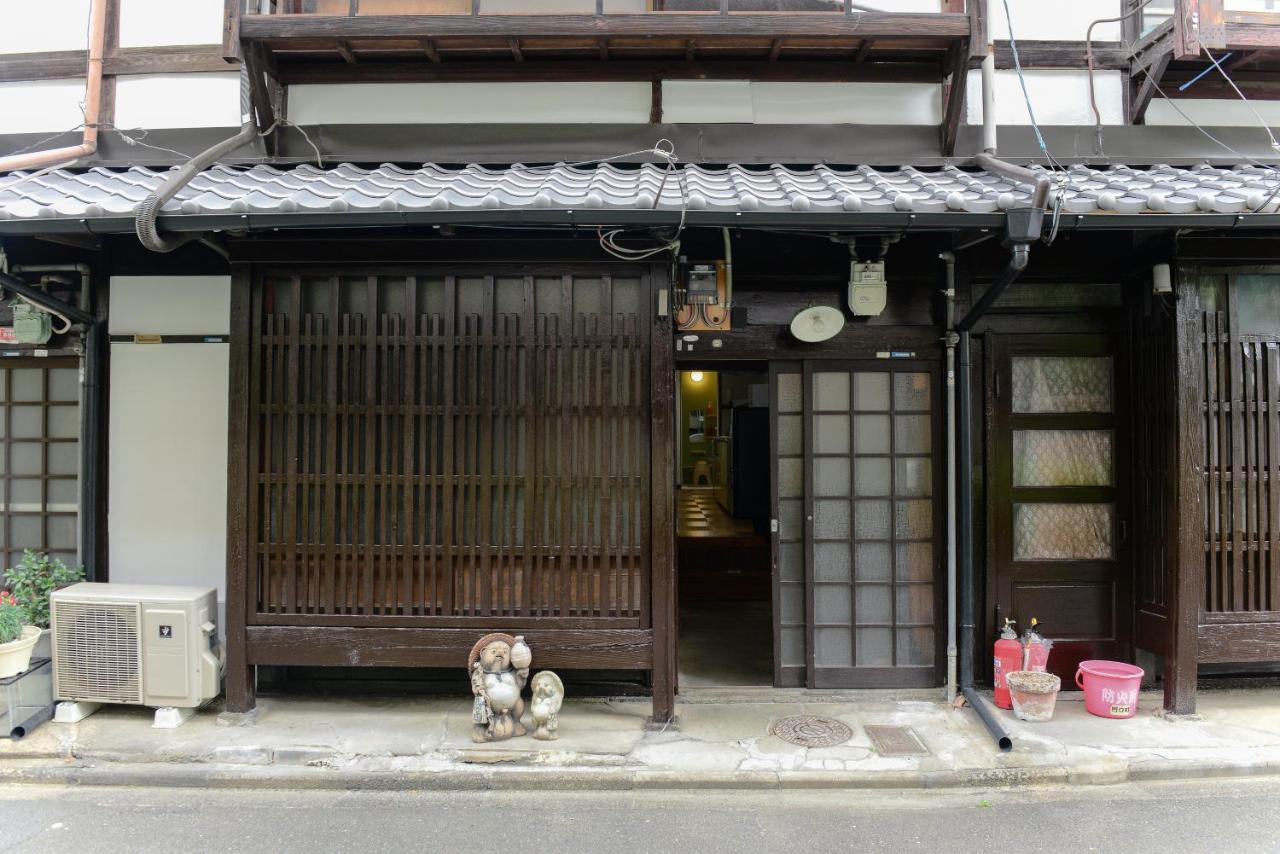 فيلا كيوتوفي Nishioji Tanuki 西大路 狸 المظهر الخارجي الصورة